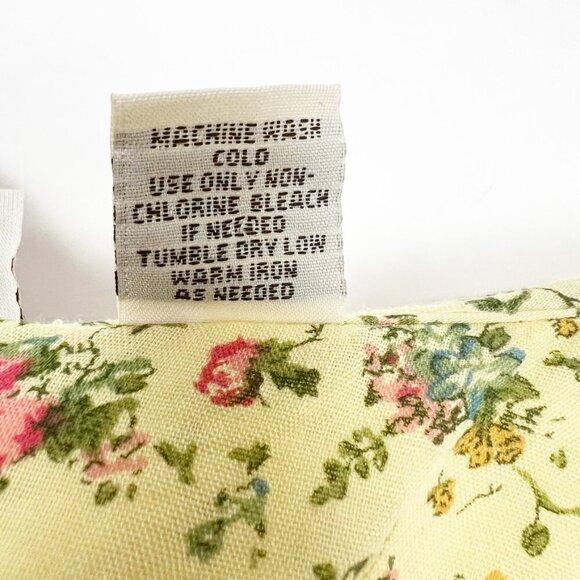 Vintage DCC Missy Crocheted Trim Micro Floral Print Camisole Tank Top Size M - Picture 5 of 10